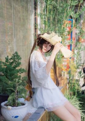 女大学生的沙龙室4